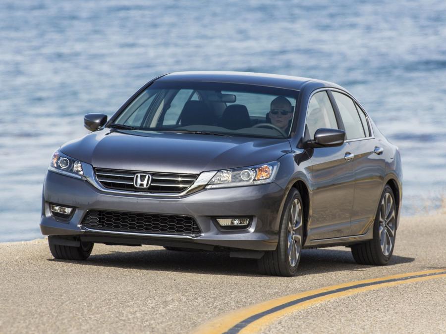  Honda Accord Sport Sedan 2013 года  (фото 111 из 147)